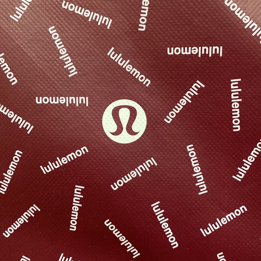 ❤️ Two brand new large lululemon holiday tote bags - Picture 4 of 4